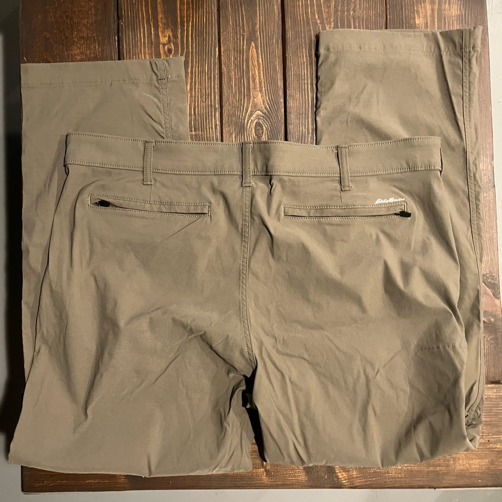 Travex Eddie Bauer 40x30 Green Olive Pants Mens